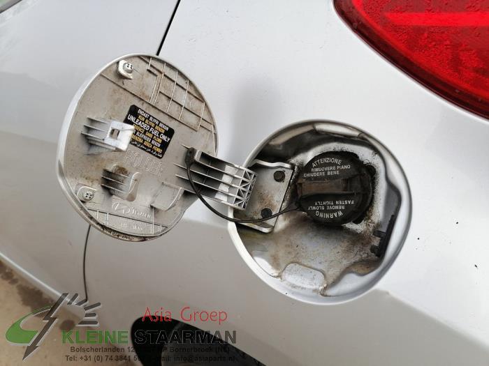 Clapet réservoir d'un Hyundai Veloster 1.6 GDI 16V 2012