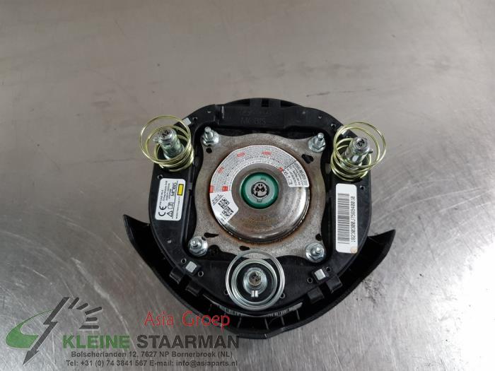 Left airbag (steering wheel) from a Kia Ceed (CDB5/CDBB) 1.4 T-GDI 16V 2019