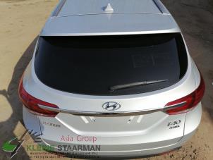 Used Antenna Hyundai i40 CW (VFC) 1.7 CRDi 16V Price on request offered by Kleine Staarman B.V. Autodemontage