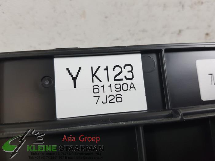 Panneau de commandes chauffage d'un Mazda CX-5 (KF) 2.2 SkyActiv-D 150 16V 2WD 2018