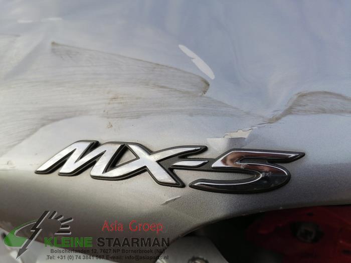Amortisseur arrière gauche d'un Mazda MX-5 (NC18/1A) 1.8i 16V 2011