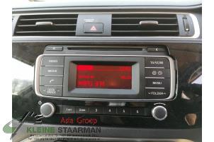 Używane Radioodtwarzacz CD Kia Rio III (UB) 1.2 CVVT 16V Cena na żądanie oferowane przez Kleine Staarman B.V. Autodemontage