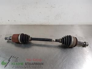 Used Front drive shaft, left Nissan Qashqai (J11) 1.2 DIG-T 16V Price on request offered by Kleine Staarman B.V. Autodemontage