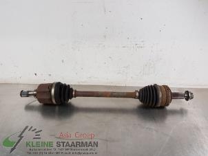 Used Front drive shaft, left Kia Sportage (SL) 2.0 CVVT 16V 4x4 Price on request offered by Kleine Staarman B.V. Autodemontage