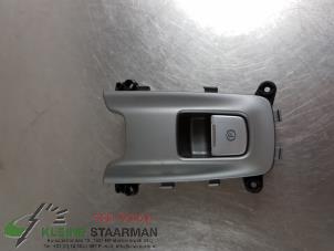 Used Parking brake module Hyundai Kona (OS) 64 kWh Price on request offered by Kleine Staarman B.V. Autodemontage