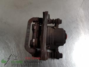 Used Rear brake calliper, right Nissan Qashqai (J10) 2.0 16V Price on request offered by Kleine Staarman B.V. Autodemontage