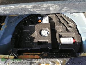Used Spare wheel holder Nissan Qashqai (J11) 1.3 DIG-T 160 16V Price on request offered by Kleine Staarman B.V. Autodemontage