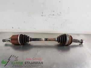 Used Front drive shaft, left Nissan Qashqai (J11) 1.2 DIG-T 16V Price on request offered by Kleine Staarman B.V. Autodemontage