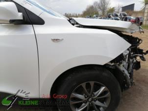 Used Front wing, right Hyundai iX35 (LM) 1.6 GDI 16V Price on request offered by Kleine Staarman B.V. Autodemontage