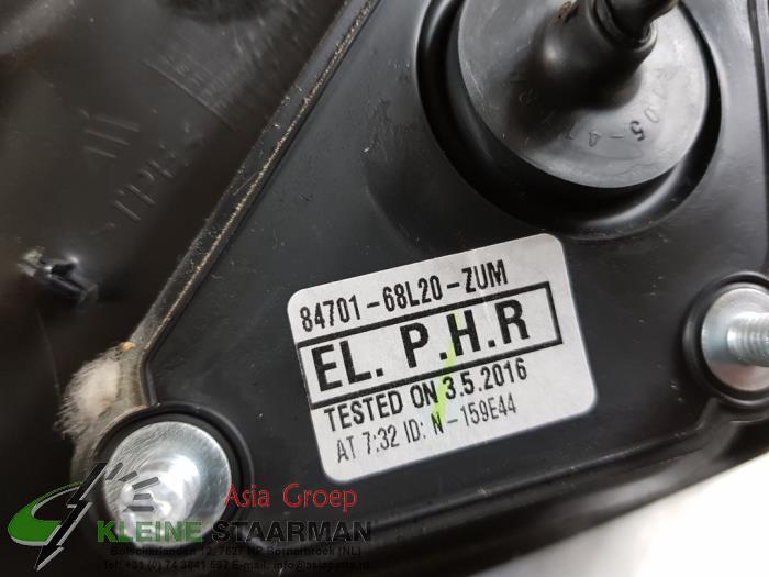 Retrovisor externo derecha de un Suzuki Swift (ZA/ZC/ZD) 1.6 Sport VVT 16V 2016