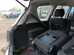 Gebrauchte Kofferraum Verkleidung links Toyota Avensis Verso (M20) 2.0 16V VVT-i D-4 Preis auf Anfrage angeboten von Kleine Staarman B.V. Autodemontage