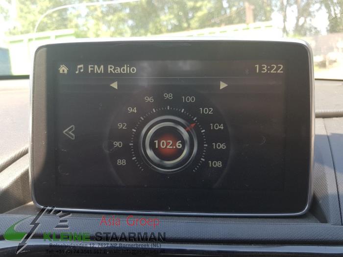 Navigation Display van een Mazda MX-5 (ND) 2.0 SkyActiv G-160 RF 16V 2017