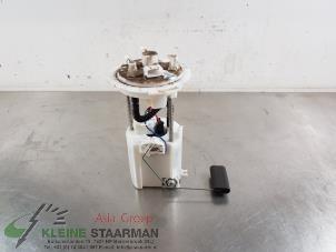 Used Petrol pump Nissan Note (E12) 1.2 DIG-S 98 Price € 108,90 Inclusive VAT offered by Kleine Staarman B.V. Autodemontage