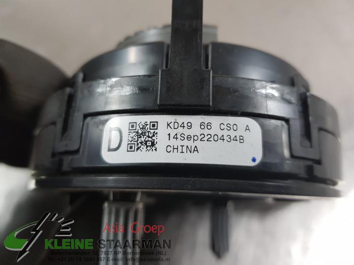 Muelle de reloj airbag de un Mazda 3 (BM/BN) 2.0 SkyActiv-G 120 16V 2015