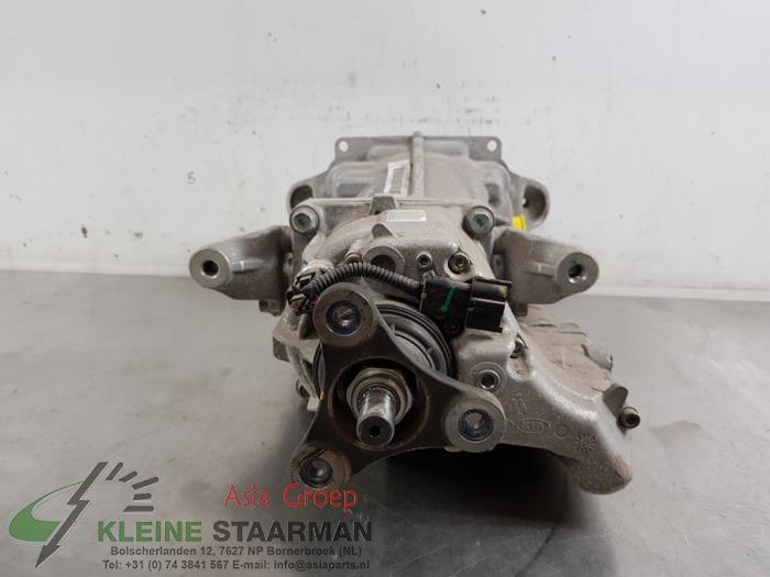 Rear differential from a Kia Sportage (QL) 1.6 T-GDI 177 16V 4x4 2019