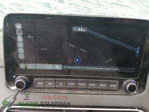 Gebrauchte Navigation System Hyundai Kona (OS) 1.6 GDi Hybrid 16V Preis auf Anfrage angeboten von Kleine Staarman B.V. Autodemontage