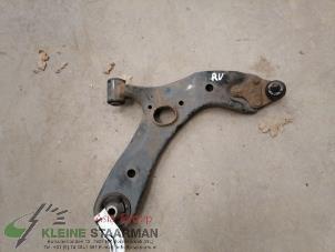 Used Front lower wishbone, right Toyota Avensis Wagon (T27) 1.8 16V VVT-i Price on request offered by Kleine Staarman B.V. Autodemontage