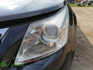Used Headlight, left Toyota Avensis Wagon (T27) 1.8 16V VVT-i Price on request offered by Kleine Staarman B.V. Autodemontage