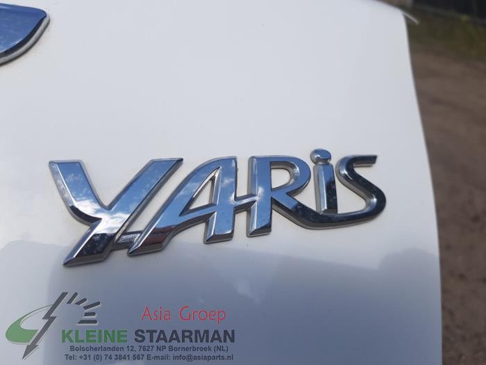 Ausgleichsbehälter van een Toyota Yaris III (P13) 1.5 16V Hybrid 2013