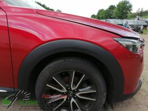 Używane Blotnik prawy przód Mazda CX-3 2.0 SkyActiv-G 120 Cena na żądanie oferowane przez Kleine Staarman B.V. Autodemontage