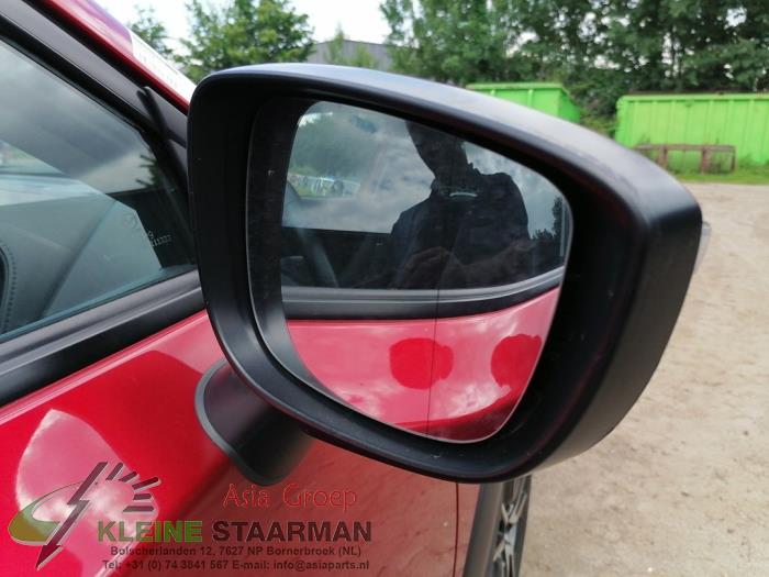 Wing mirror, right from a Mazda CX-3 2.0 SkyActiv-G 120 2016