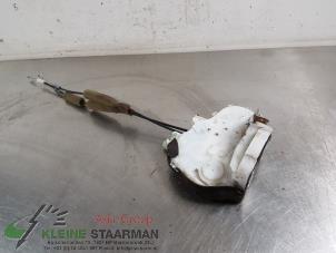 Used Rear door mechanism 4-door, right Honda Civic (FA/FD) 1.3 Hybrid Price on request offered by Kleine Staarman B.V. Autodemontage