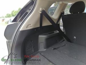 Usados Tapizado de maletero izquierda Nissan X-Trail (T32) 1.6 Energy dCi All Mode Precio de solicitud ofrecido por Kleine Staarman B.V. Autodemontage