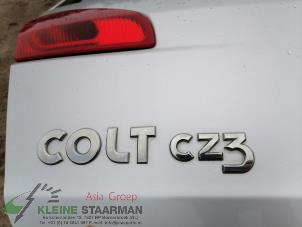 Usados Cilindro auxiliar de embrague Mitsubishi Colt (Z2/Z3) 1.5 16V Precio de solicitud ofrecido por Kleine Staarman B.V. Autodemontage