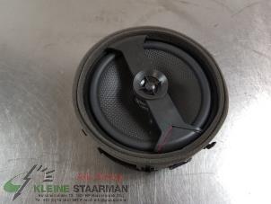 Used Speaker Mitsubishi Outlander (GF/GG) 2.0 16V PHEV 4x4 Price on request offered by Kleine Staarman B.V. Autodemontage