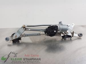 Used Wiper motor + mechanism Toyota Corolla (E21/EA1/EH1) 1.2 16V Turbo Price on request offered by Kleine Staarman B.V. Autodemontage