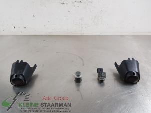 Used PDC Sensor Set Nissan Qashqai (J11) 1.6 dCi Price on request offered by Kleine Staarman B.V. Autodemontage