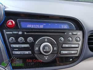 Gebrauchte Radio CD Spieler Honda Insight (ZE2) 1.3 16V VTEC Preis auf Anfrage angeboten von Kleine Staarman B.V. Autodemontage