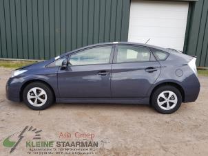 Używane Slupek srodkowy lewy Toyota Prius (ZVW3) 1.8 16V Cena na żądanie oferowane przez Kleine Staarman B.V. Autodemontage