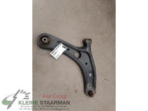 Used Front lower wishbone, right Kia Stonic (YB) 1.0i T-GDi 12V Price on request offered by Kleine Staarman B.V. Autodemontage
