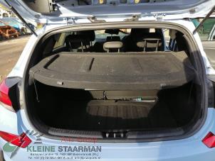 Used Parcel shelf Hyundai i30 (PDEB5/PDEBB/PDEBD/PDEBE) 2.0 N Turbo 16V Performance Pack Price on request offered by Kleine Staarman B.V. Autodemontage