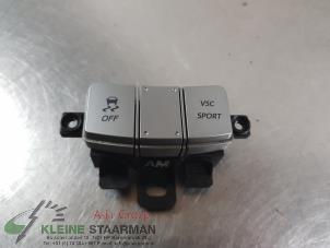 Usados Interruptor ESP Toyota GT 86 (ZN) 2.0 16V Precio de solicitud ofrecido por Kleine Staarman B.V. Autodemontage