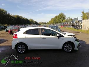 Used Box beam,right Kia Rio III (UB) 1.2 CVVT 16V Price on request offered by Kleine Staarman B.V. Autodemontage