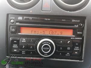 Used Radio CD player Nissan Qashqai (J10) 2.0 16V Price on request offered by Kleine Staarman B.V. Autodemontage