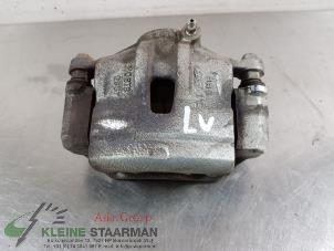 Used Front brake calliper, left Hyundai iX20 (JC) 1.6i 16V Price on request offered by Kleine Staarman B.V. Autodemontage