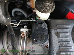 Usados Medidor de flujo de aire Toyota Corolla Verso (E12) 1.8 16V VVT-i Precio de solicitud ofrecido por Kleine Staarman B.V. Autodemontage