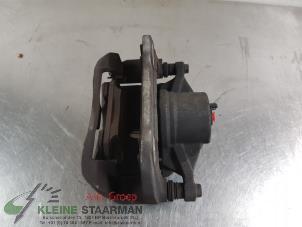 Used Front brake calliper, right Hyundai i30 (PDEB5/PDEBB/PDEBD/PDEBE) 1.4 T-GDI 16V Price on request offered by Kleine Staarman B.V. Autodemontage