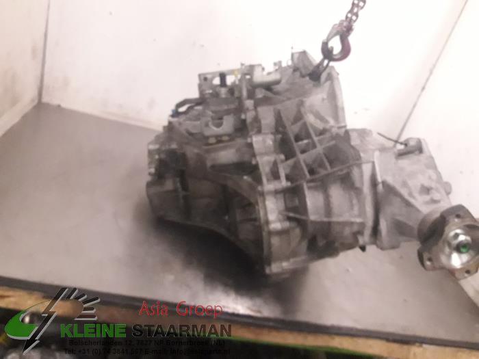 Caja de cambios de un Nissan X-Trail (T31) 2.0 16V XE,SE,LE 4x4 2008