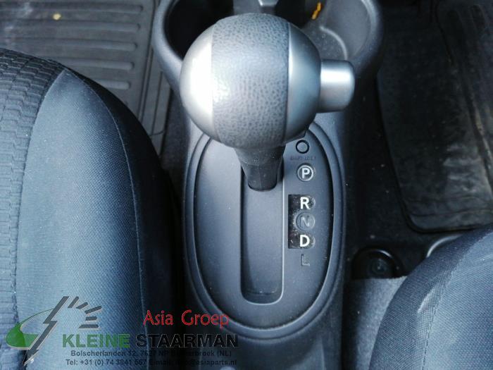 Automatic gear selector from a Nissan Micra (K13) 1.2 12V 2012