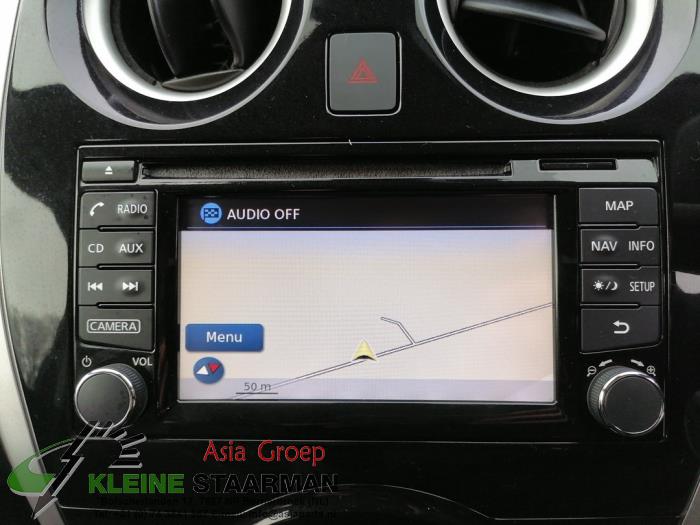 Navigation system from a Nissan Note (E12) 1.2 DIG-S 98 2016
