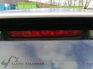 Używane Dodatkowe swiatlo stopu srodek Toyota Corolla (EB/WZ/CD) 1.6 16V VVT-i Cena na żądanie oferowane przez Kleine Staarman B.V. Autodemontage