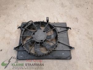 Usagé Boîtier ventilateur Kia Cee'd Sporty Wagon (EDF) 1.4 16V Prix € 50,00 Règlement à la marge proposé par Kleine Staarman B.V. Autodemontage