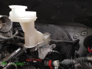 Used Master cylinder Nissan X-Trail (T31) 2.0 16V XE,SE,LE 4x4 Price on request offered by Kleine Staarman B.V. Autodemontage