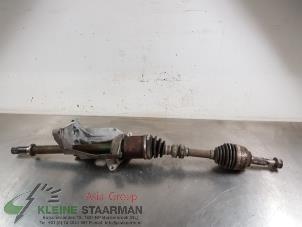 Used Front drive shaft, right Nissan X-Trail (T31) 2.0 16V XE,SE,LE 4x4 Price on request offered by Kleine Staarman B.V. Autodemontage