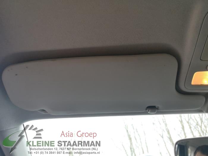 Sun visor Toyota Corolla Verso 1.6 16V VVTi