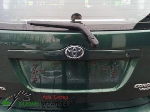 Gebrauchte Heckklappengriff Toyota Corolla Verso (E12) 1.6 16V VVT-i Preis auf Anfrage angeboten von Kleine Staarman B.V. Autodemontage